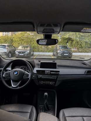 BMW-X1-2021