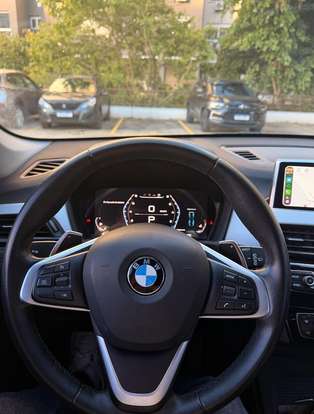 BMW-X1-2021