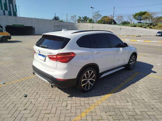 BMW-X1-2.0 16V TURBO ACTIVEFLEX XDRIVE25I SPORT 4P AUTOMÁTICO BMW-X1-2016