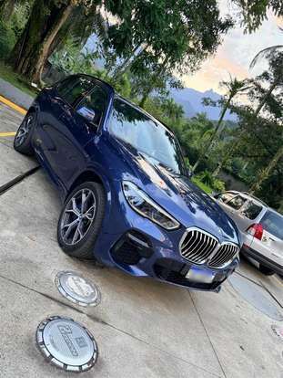 BMW-X5-2022