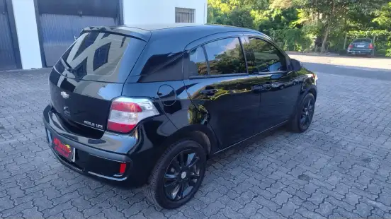 CHEVROLET-AGILE-2013