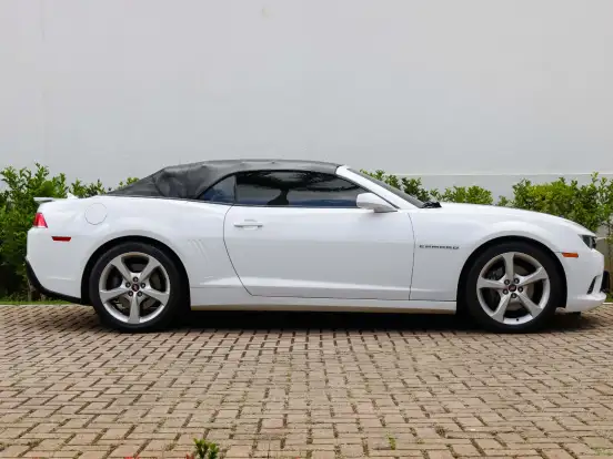 CHEVROLET-CAMARO-6.2 V8 GASOLINA SS CONVERSÍVEL AUTOMÁTICO CHEVROLET-CAMARO-2015