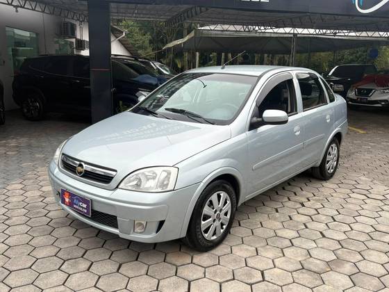 CHEVROLET CORSA 1.4 MPFI PREMIUM SEDAN 8V FLEX 4P MANUAL