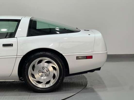 CHEVROLET-CORVETTE-1993