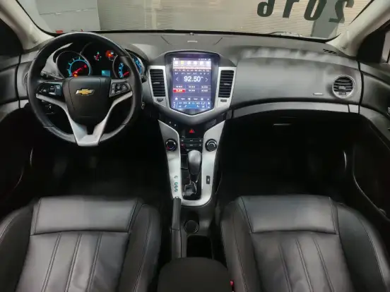 CHEVROLET-CRUZE-2015