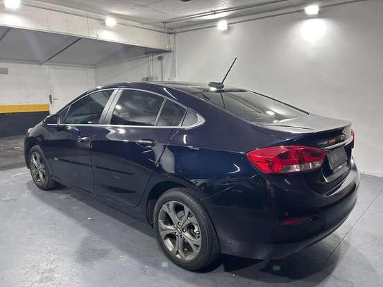 CHEVROLET-CRUZE-2021