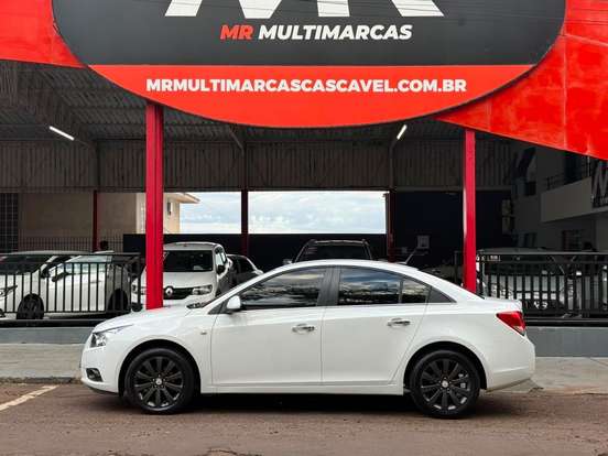 CHEVROLET-CRUZE-2013