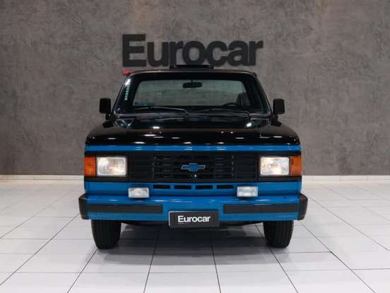 CHEVROLET-D20-1985