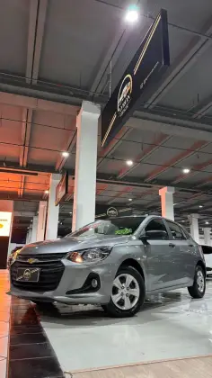 CHEVROLET ONIX 1.0 FLEX LT MANUAL CHEVROLET ONIX 1.0 FLEX LT MANUAL