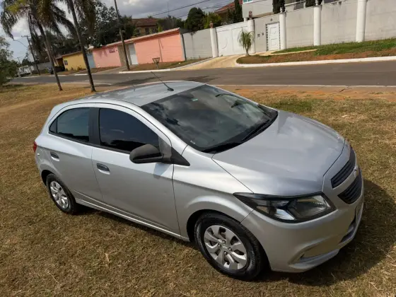 CHEVROLET ONIX 1.0 MPFI JOY 8V FLEX 4P MANUAL