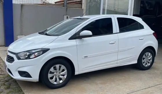 CHEVROLET ONIX 1.0 MPFI LT 8V FLEX 4P MANUAL