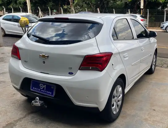 CHEVROLET-ONIX-1.0 MPFI LT 8V FLEX 4P MANUAL CHEVROLET-ONIX-2017