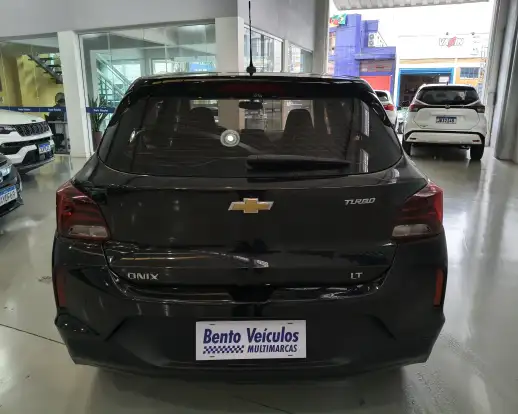 CHEVROLET-ONIX-2020