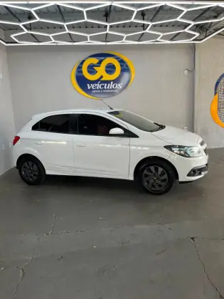 CHEVROLET ONIX 1.4 MPFI LT 8V FLEX 4P MANUAL