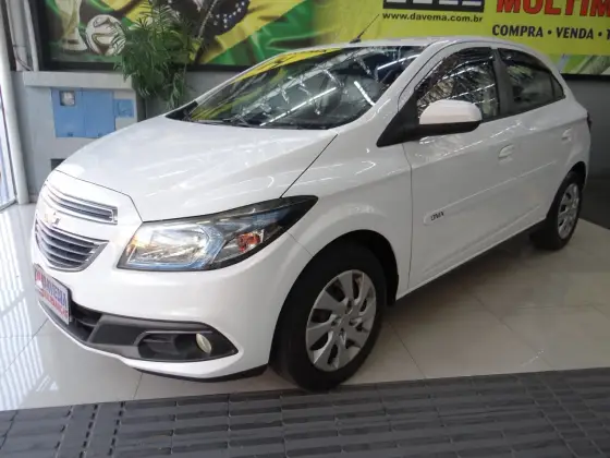 CHEVROLET ONIX 1.4 MPFI LT 8V FLEX 4P MANUAL