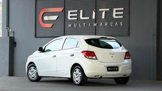 CHEVROLET-ONIX-2018