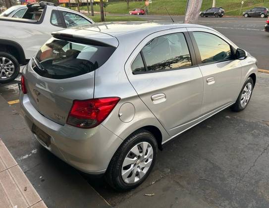 CHEVROLET ONIX 1.4 MPFI LT 8V FLEX 4P MANUAL