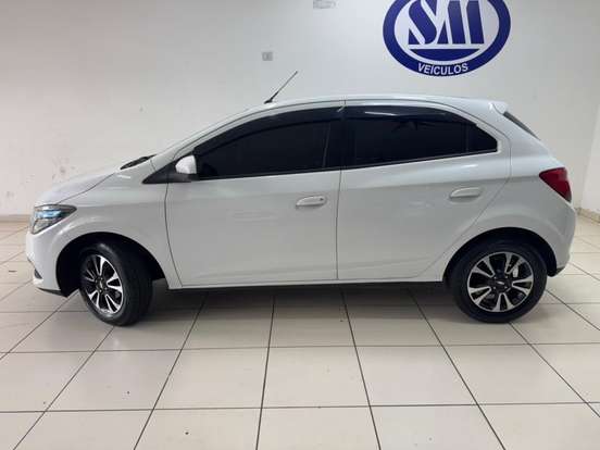 CHEVROLET-ONIX-2014
