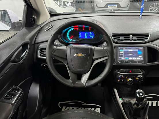 CHEVROLET-ONIX-2013
