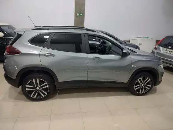 CHEVROLET-TRACKER-2024