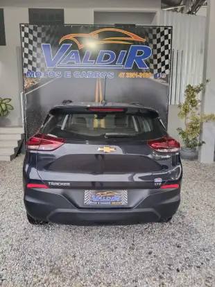 CHEVROLET-TRACKER-2024