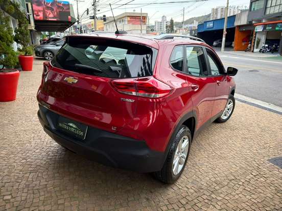 CHEVROLET-TRACKER-2020