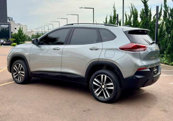 CHEVROLET-TRACKER-2024