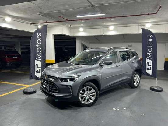 CHEVROLET-TRACKER-2023