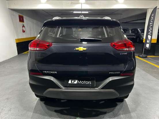 CHEVROLET-TRACKER-2023