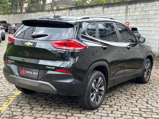 CHEVROLET-TRACKER-2023