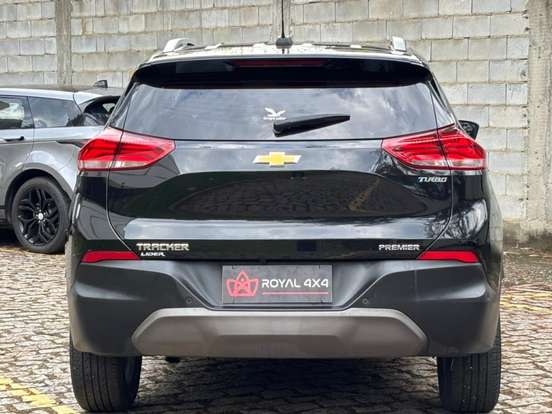 CHEVROLET-TRACKER-2023