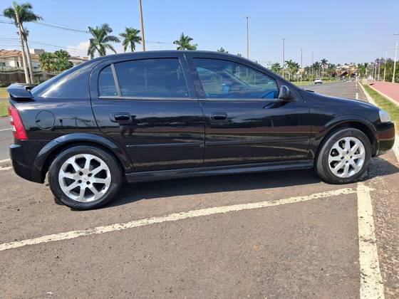 CHEVROLET ASTRA 2.0 MPFI ADVANTAGE 8V FLEX 4P MANUAL