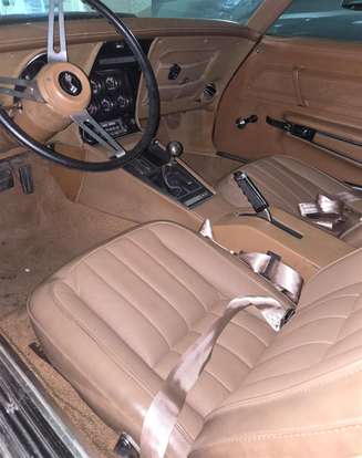 CHEVROLET-CORVETTE-1975