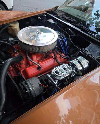 CHEVROLET-CORVETTE-1975