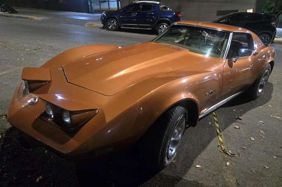 CHEVROLET-CORVETTE-1975