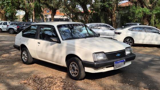 Chevrolet Monza 1.8 SL/E Hatch Gasolina 2P Manual