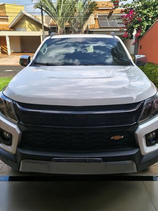 CHEVROLET S10 2.8 16V TURBO DIESEL HIGH COUNTRY CD 4X4 AUTOMÁTICO