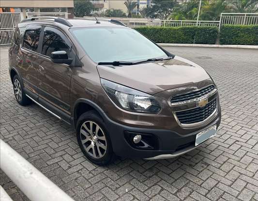 CHEVROLET-SPIN-2015