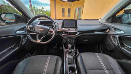 CHEVROLET-TRACKER-2023