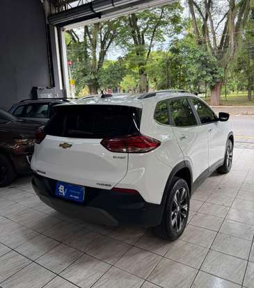 CHEVROLET-TRACKER-2022