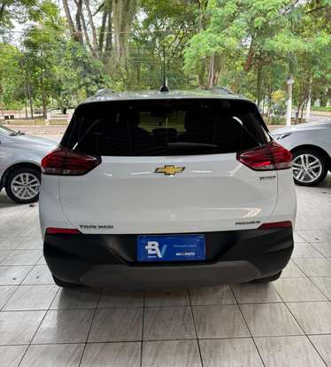 CHEVROLET-TRACKER-2022