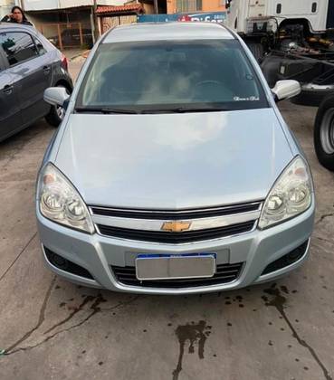 CHEVROLET VECTRA 2.0 MPFI EXPRESSION 8V 140CV FLEX 4P MANUAL