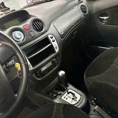 CITROËN-C3-1.6 SOLARIS 16V FLEX 4P AUTOMÁTICO CITROËN-C3-2012