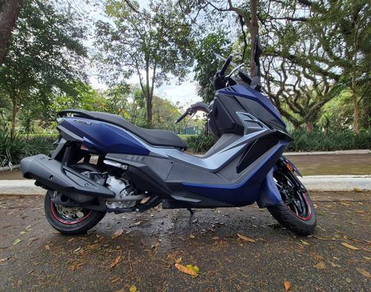 DAFRA CRUISYM 300 