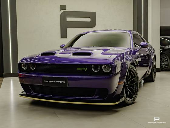 DODGE CHALLENGER 6.2 V8 HEMI GASOLINA SRT JAILBREAK TORQUEFLITE