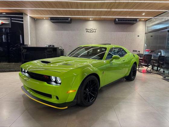 DODGE CHALLENGER 6.4 V8 HEMI GASOLINA R/T SCAT PACK WIDEBODY TORQUEFLITE