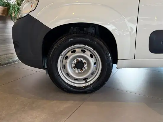 FIAT-FIORINO-1.4 MPI FURGÃO HARD WORKING 8V FLEX 2P MANUAL FIAT-FIORINO-2019