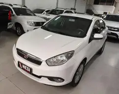 FIAT GRAND SIENA 1.4 MPI ATTRACTIVE 8V FLEX 4P MANUAL FIAT GRAND SIENA 1.4 MPI ATTRACTIVE 8V FLEX 4P MANUAL