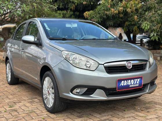 FIAT GRAND SIENA 1.6 MPI ESSENCE 16V FLEX 4P MANUAL