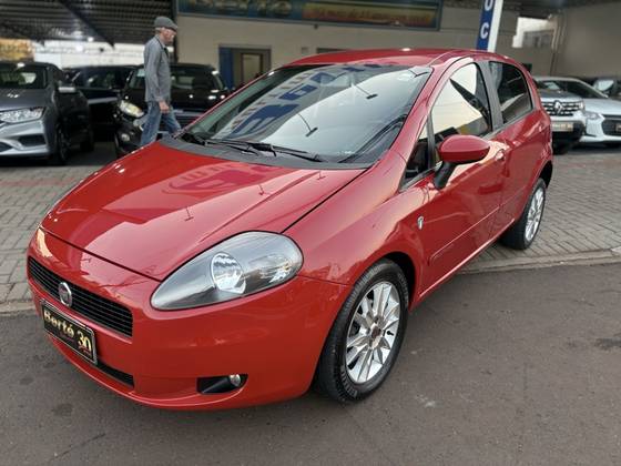 FIAT PUNTO 1.6 ESSENCE 16V FLEX 4P MANUAL